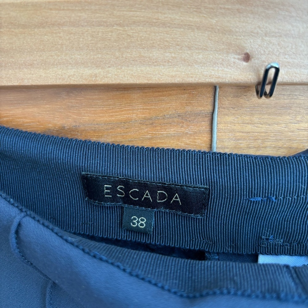 Escada Women's Navy Blue Trousers Mid Rise Crop Stretch Pants, Size US 8/ EU 38 - Picture 4 of 10